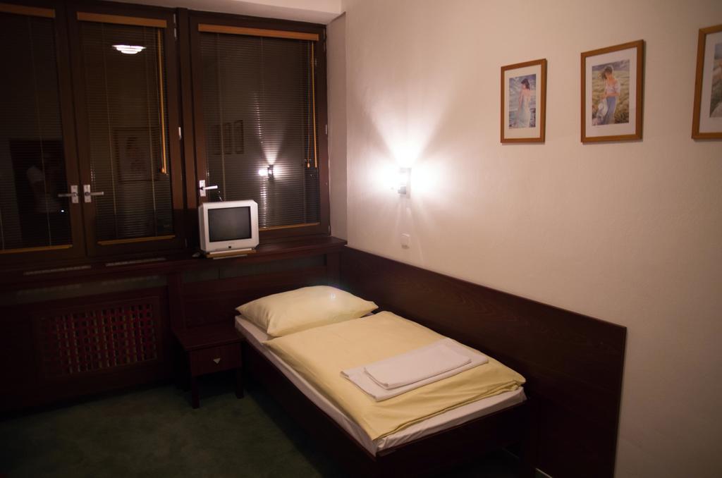 Hotel Bothe Povazska Bystrica Exterior photo