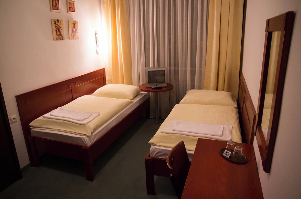 Hotel Bothe Povazska Bystrica Exterior photo
